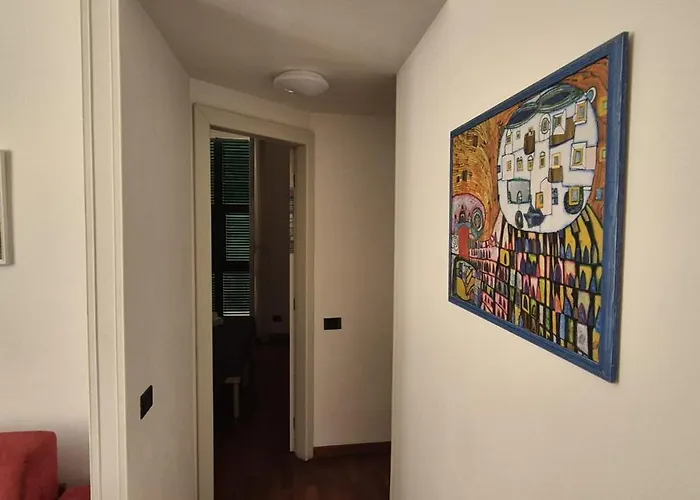 Door To 5 Terre *